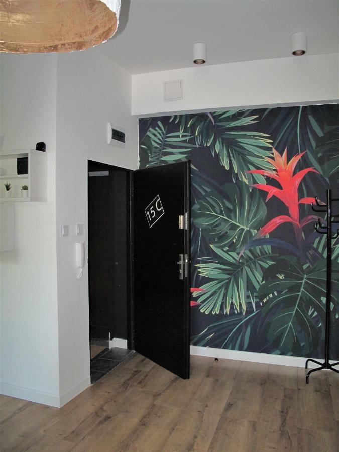 Ferienwohnung Apartament By The Way Breslau Exterior foto